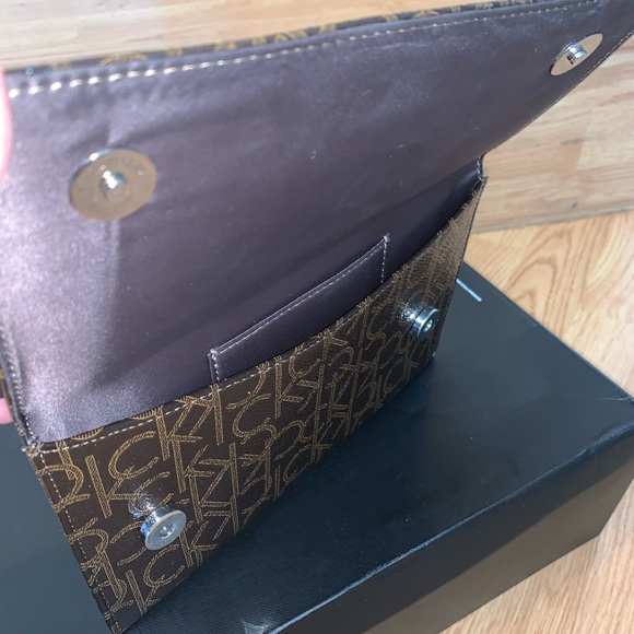 CALVIN KLEIN Belt Bag - Picture 8 of 14